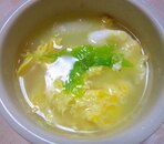 卵とセロリのスープ